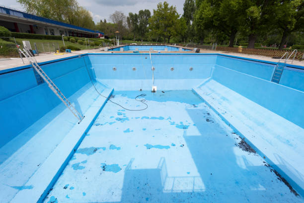 Best 24/7 water damage repair  in Largo, MD